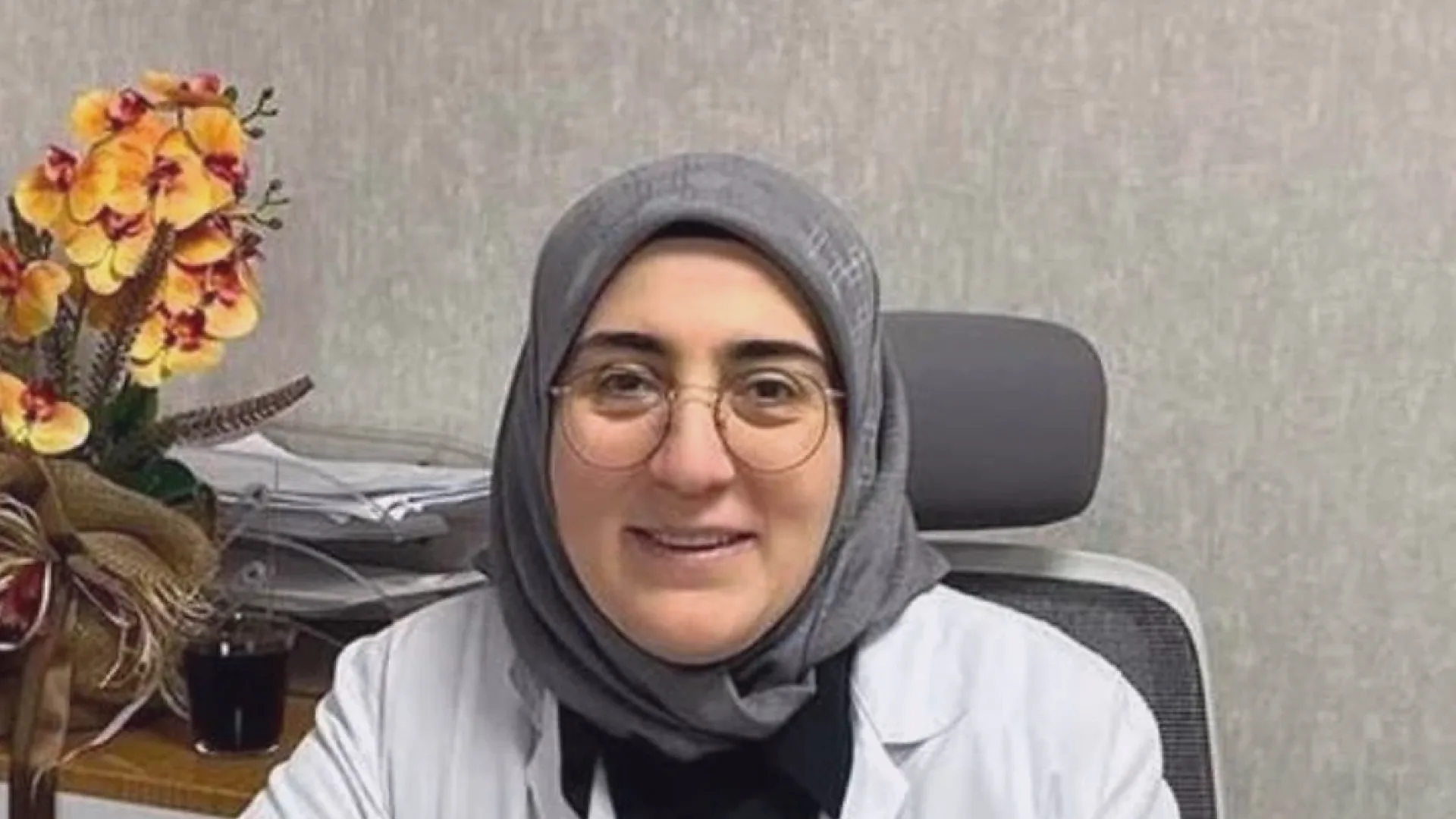 Münevver Zehra Davutoğlu kimdir, Dr. Münevver Zehra Davutoğlu hangi hastanede görev yapıyor, Zehra Davutoğlu tutuklandı mı?