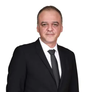 Tayfun Ceyhun biyografi fotoğrafı