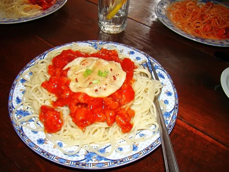 Arrabbiata Makarna tarifi