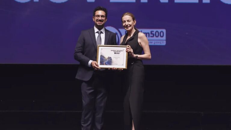 Barikat, Bilişim 500’de 2025 Yılın Veri Güvenliği Yazılımı Birinciliği Ödülünü Kazandı