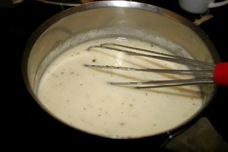 Mayalı Poğaça tarifi