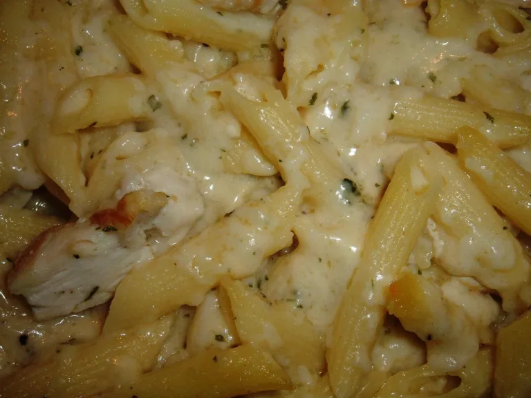 Penne Alfredo tarifi