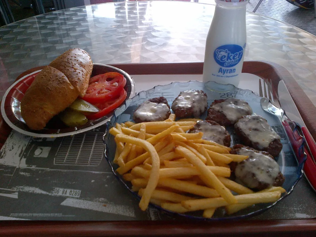 Peynirli Köfte tarifi