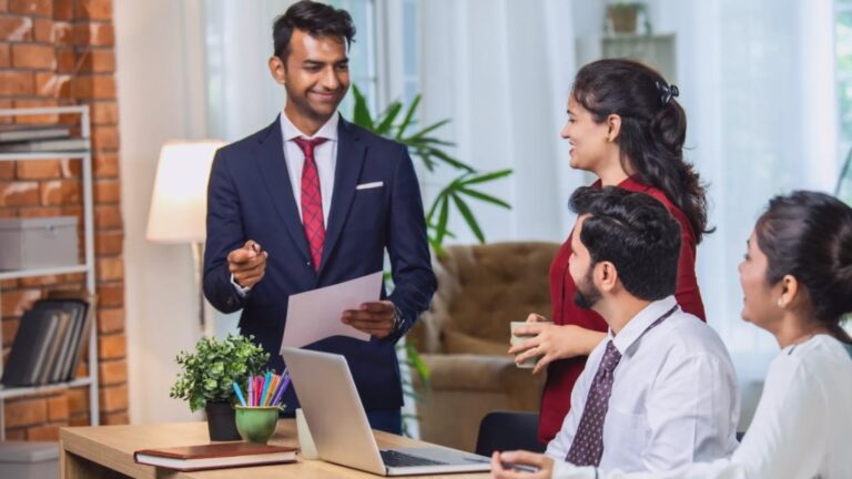 Policybazaar, NRI’lara ABD doları cinsinden vadeli hayat sigortası sunmaya başladı