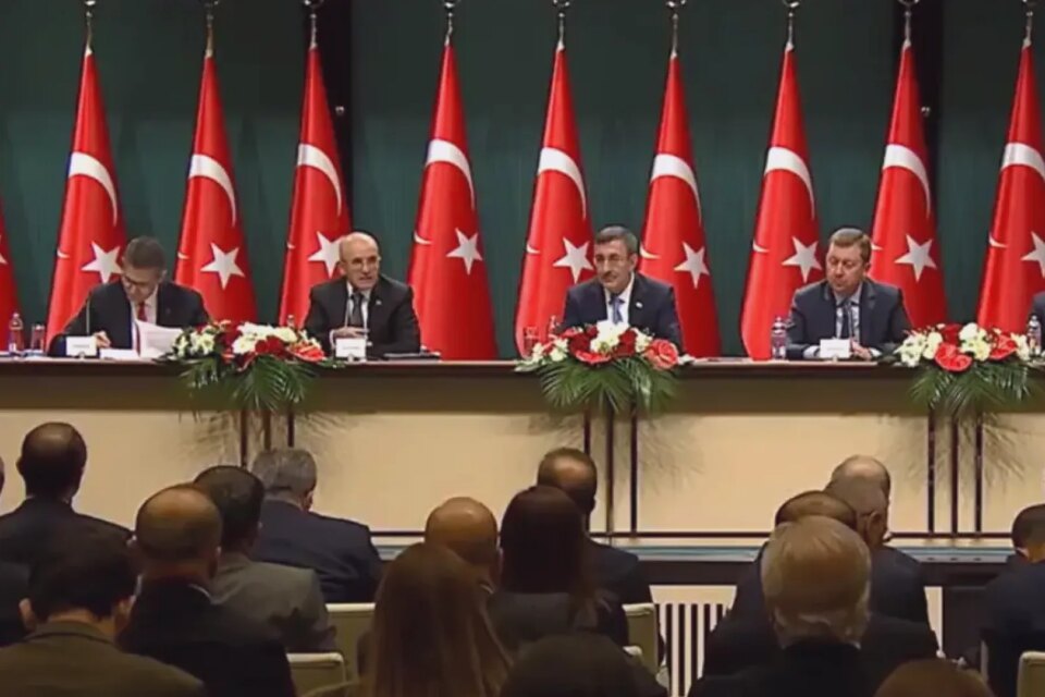 OVP 2027-2029 döneminde enflasyon, istihdam ve ekonomik güvenlik hedefleri açıklandı