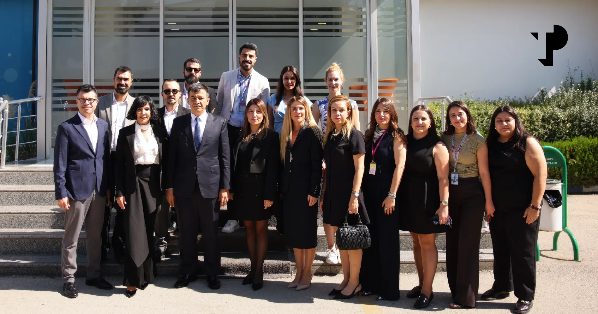 TP Türkiye Adana operasyonunun üçüncü yıl buluşmasında yöneticiler ve davetliler birlikte