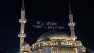 2026 Sahur ve Oruç Başlangıç Tarihleri: Diyanet Takvimi