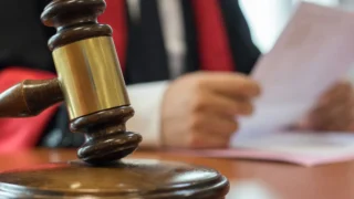 Mahkeme: “Nezaketen Savunma” Mezarlığın Sigorta Teminatı Davasını Sona Erdirmedi
