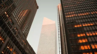 Munich Re Specialty İtalya primary specialty sigorta pazarı haberi