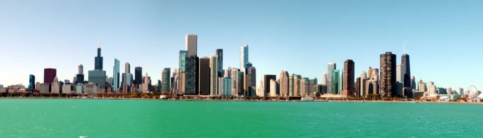 Chicago şehir silüeti ve sigorta teknolojileri sektörü