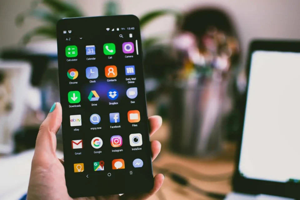 Telefon pili neden yüzde 1’de uzun süre kalır?