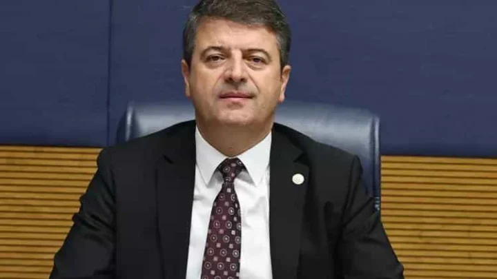 Abdurrahman Tutdere Kimdir?
