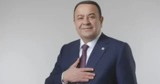 Adnan Beker kimdir, hangi partiden, kaç yaşında ve nerelidir?