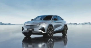 Alpine A390 Türkiye fiyatı, tasarımı ve teknik özellikleri