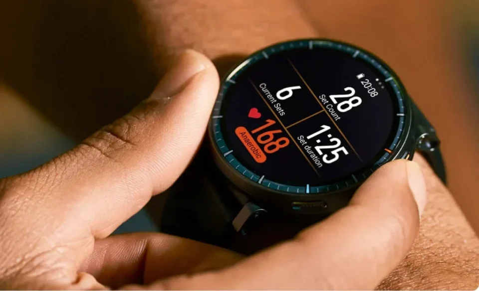 Amazfit Active Max uzun pil ömrüyle dikkat çeken yeni akıllı saatini tanıttı