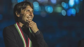 Antonio Conte, Napoli’den ayrıldı