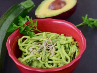 Avokadolu Kabak Spagetti Tarifi