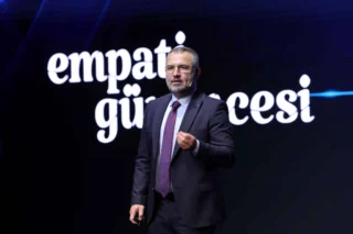AXA Türkiye Acenteler Toplantısı: Empati Güvencesi ile Geleceğe Yolculuk