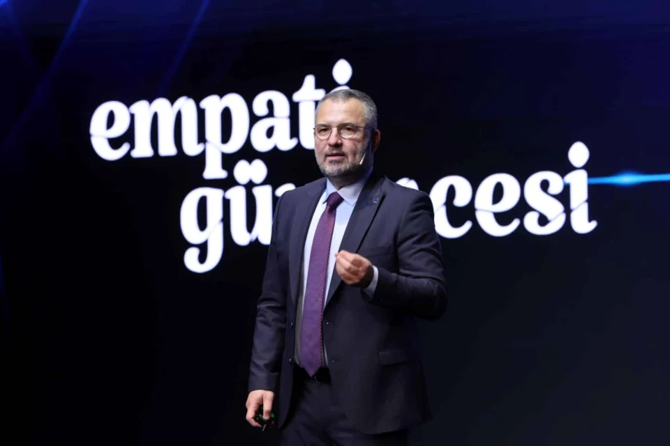 AXA Türkiye Acenteler Toplantısı: Empati Güvencesi ile Geleceğe Yolculuk