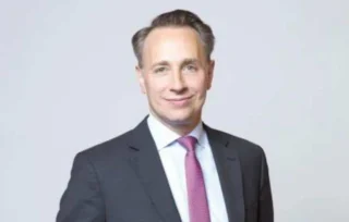 AXA’nın CEO’su Thomas Buberl’in Görev Süresi Yenileniyor
