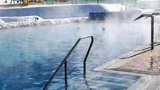 Banya: Üç Dağın Arasında Kaplıca Cenneti