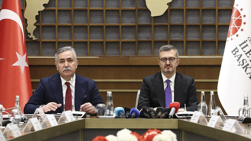 Basın İlan Kurumu ile Kredi Garanti Fonu Arasında 7,5 Milyar Liralık Kredi Protokolü