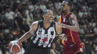 Beşiktaş, Galatasaray’ı 108-83 yenerek play-off çeyrek final serisinde 1-0 öne geçti
