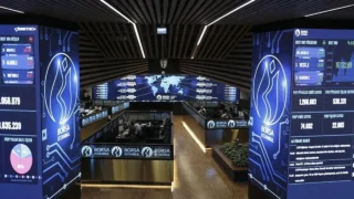 BIST 100 Endeksi Bankacılık Hisseleriyle Rekor Kırarak Günü Zirvede Kapattı