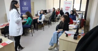 Bursa Büyükşehir Belediyesi Kadınlara Dijital Girişimcilik Eğitimi Başlattı