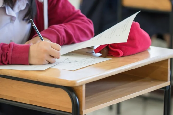 Bursluluk sınavı ne zaman yapılacak? 2026 İOKBS başvuruları hangi tarihte sona eriyor?