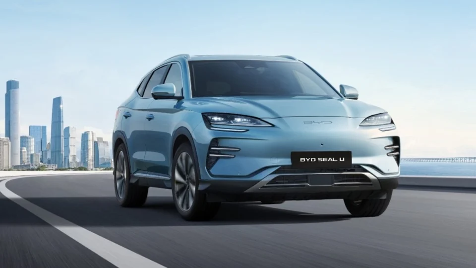 BYD, dünyanın en çok elektrikli otomobil satan markası olarak Tesla’yı geride bıraktı