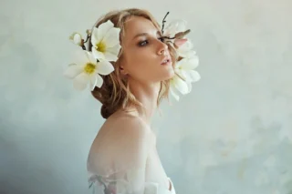 Choosing the Perfect Wedding Dress: A Comprehensive Guide