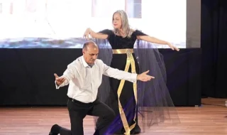 Cumhuriyetin Kadınları Söylüyor Topluluğundan Anlamlı Konser