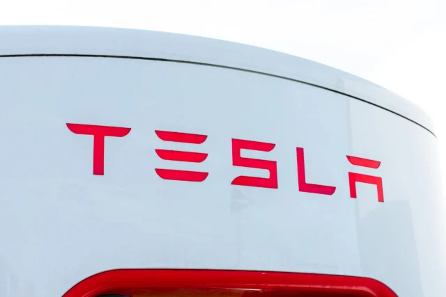 ABD Otoyol Güvenliği Ajansı, Tesla Cybercab’in 1.000 Araçlık Sertifikasyonunu İnceliyor