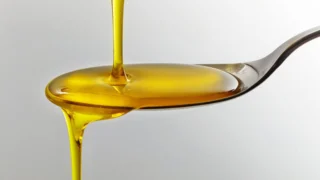 Effective Techniques to Reduce Excess Fat in Dishes