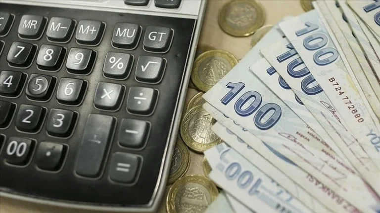 Emekli maaşında alt sınır 20 bin liraya çıktı, zam farkları ödeniyor