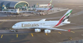 Emirates’ten çatışma teminatlı seyahat sigortası ve ücretsiz yeniden yönlendirme