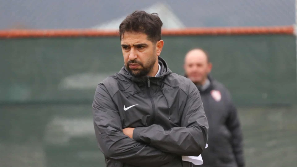 Erdal Güneş’in Futbolculuktan Teknik Direktörlüğe Uzanan Kariyeri