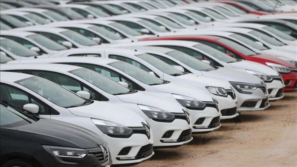EU Car Market Sees Surge in Electric and Hybrid Vehicle Demand, Volkswagen Group Leads Sales
