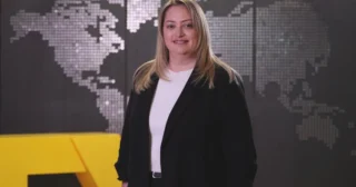 EY, teknoloji ve yapay zekâ destekli küresel denetim dönüşüm programını hayata geçiriyor