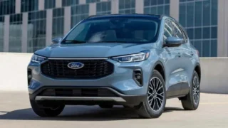 Ford, Silecek Arızası Nedeniyle 604 Bin Aracını Geri Çağırıyor