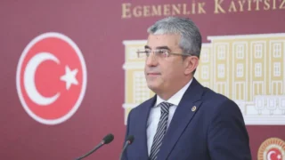 Gökhan Günaydın, partiye yönelik müdahalenin hukuki değil siyasi bir süreç yönetimi olduğunu savundu