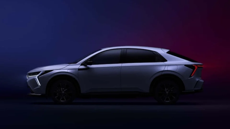 Honda, Insight Modelini Tamamen Elektrikli Olarak Yeniden Tanıttı
