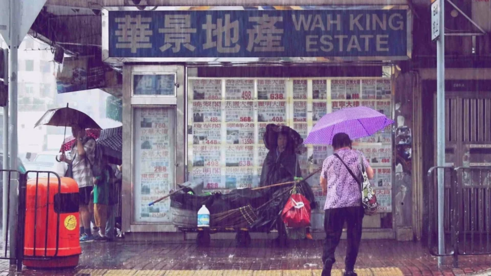 Hong Kong hayat sigortasında 2025’te anakara talebi ve düzenlemeler öne çıktı