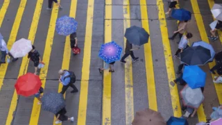 Hong Kong’da sigorta yeterlilik sınavı hilesi iddiasına ortak operasyon