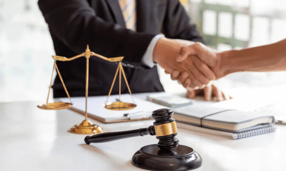 Illinois Appellate Court Upholds Stay in Boy Scouts Insurance Coverage Dispute