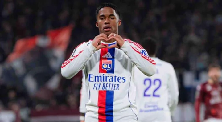 Ligue 1’de Lyon, Metz Deplasmanında Farklı Galip Geldi