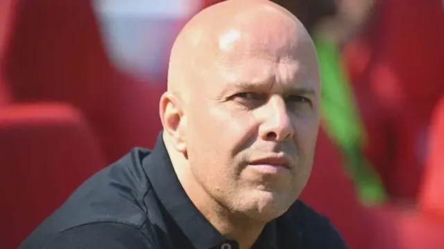 Liverpool, Arne Slot ile yollarını ayırma kararı aldı