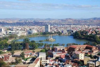 Madagaskar Bayrağı, Nüfusu, Başkenti ve Para Birimi