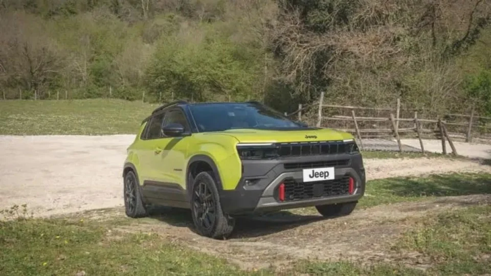 Makyajlı Jeep Avenger tanıtıldı: yeni tasarım, motor seçenekleri ve Avrupa fiyatı